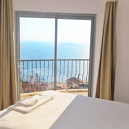 Villa Peninsula *