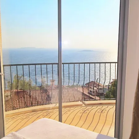 Peninsula * Kas